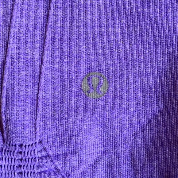 Lululemon In The Flow Crop - Picture 8 of 12